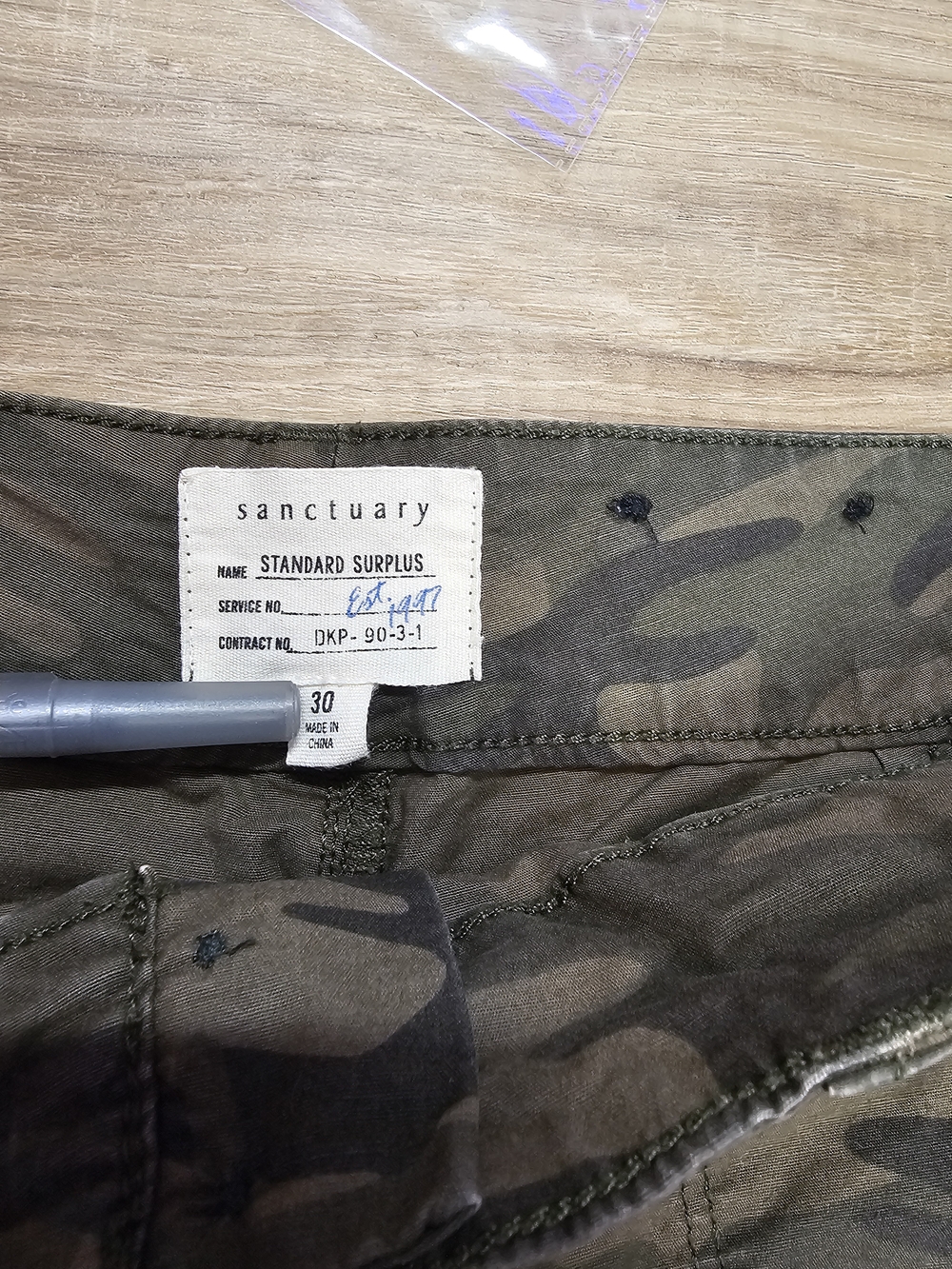 Sanctuary Camo Utility Shorts - Olive Green & Brown - Picture 5 of 7